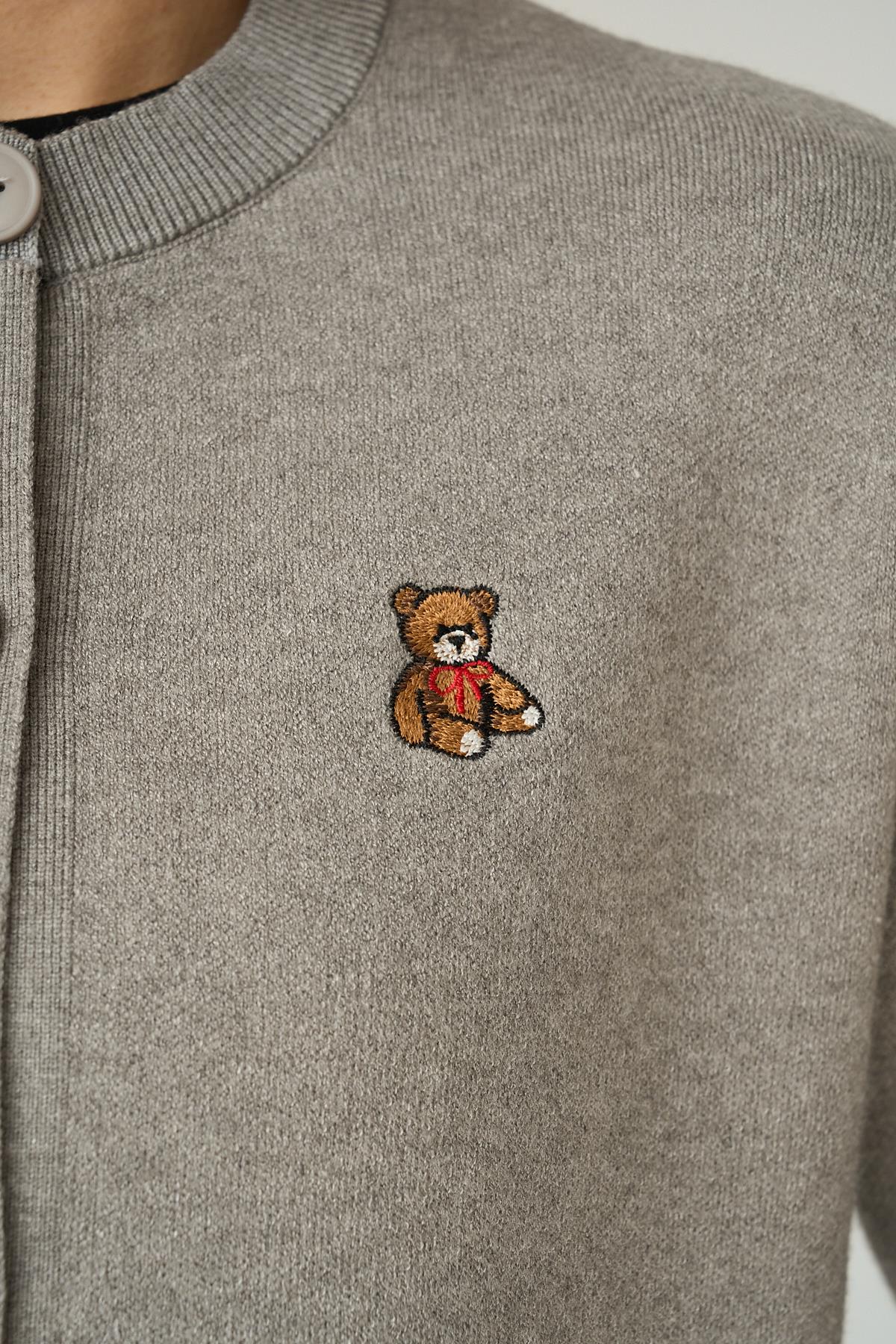 Crew Neck 5 Button Cardigan