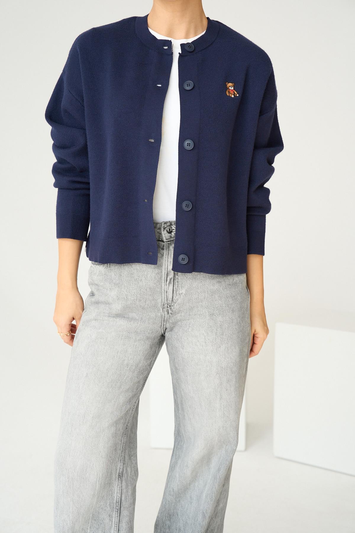 Crew Neck 5 Button Cardigan