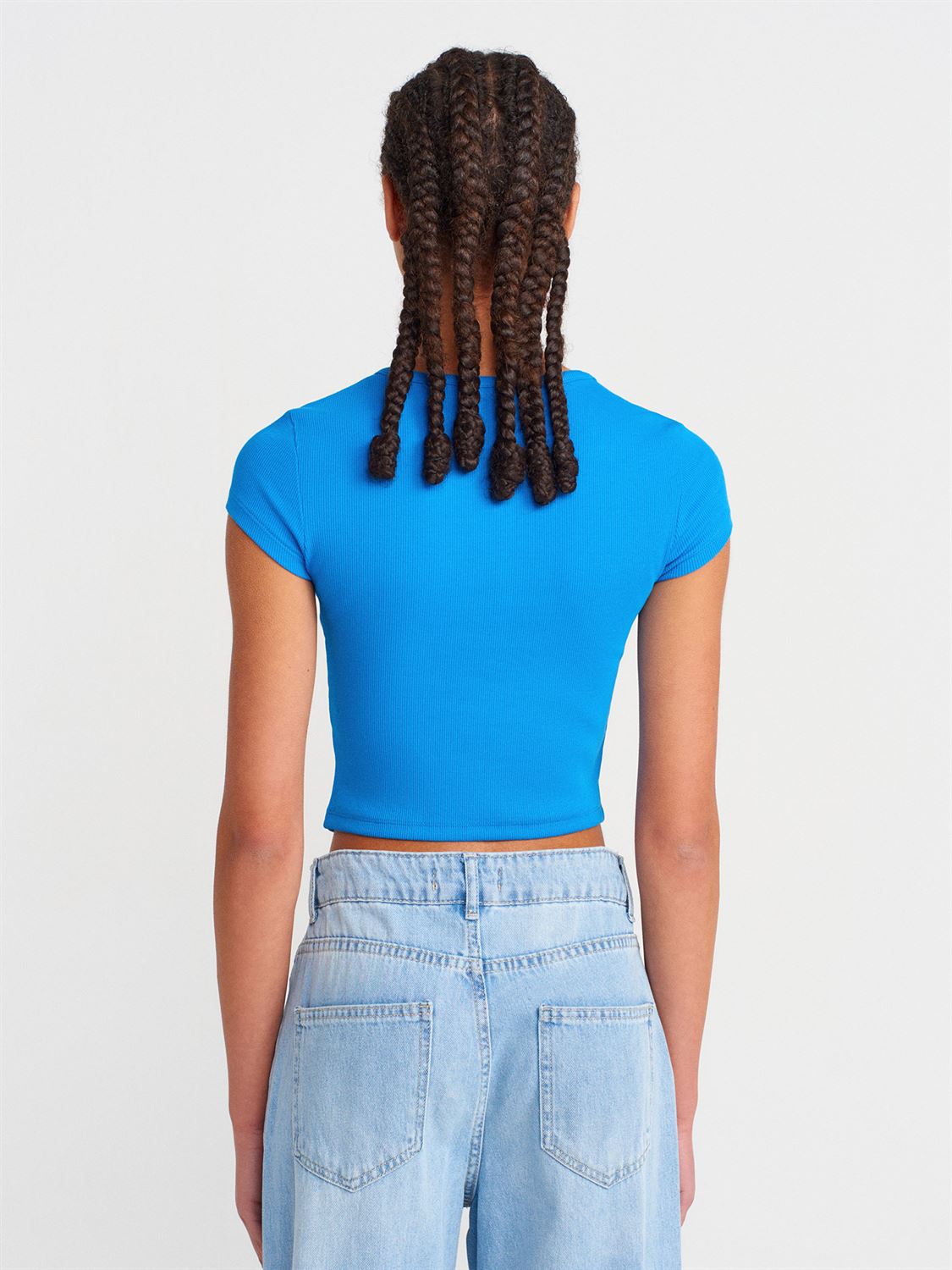 Short Sleeve Top With Snaps