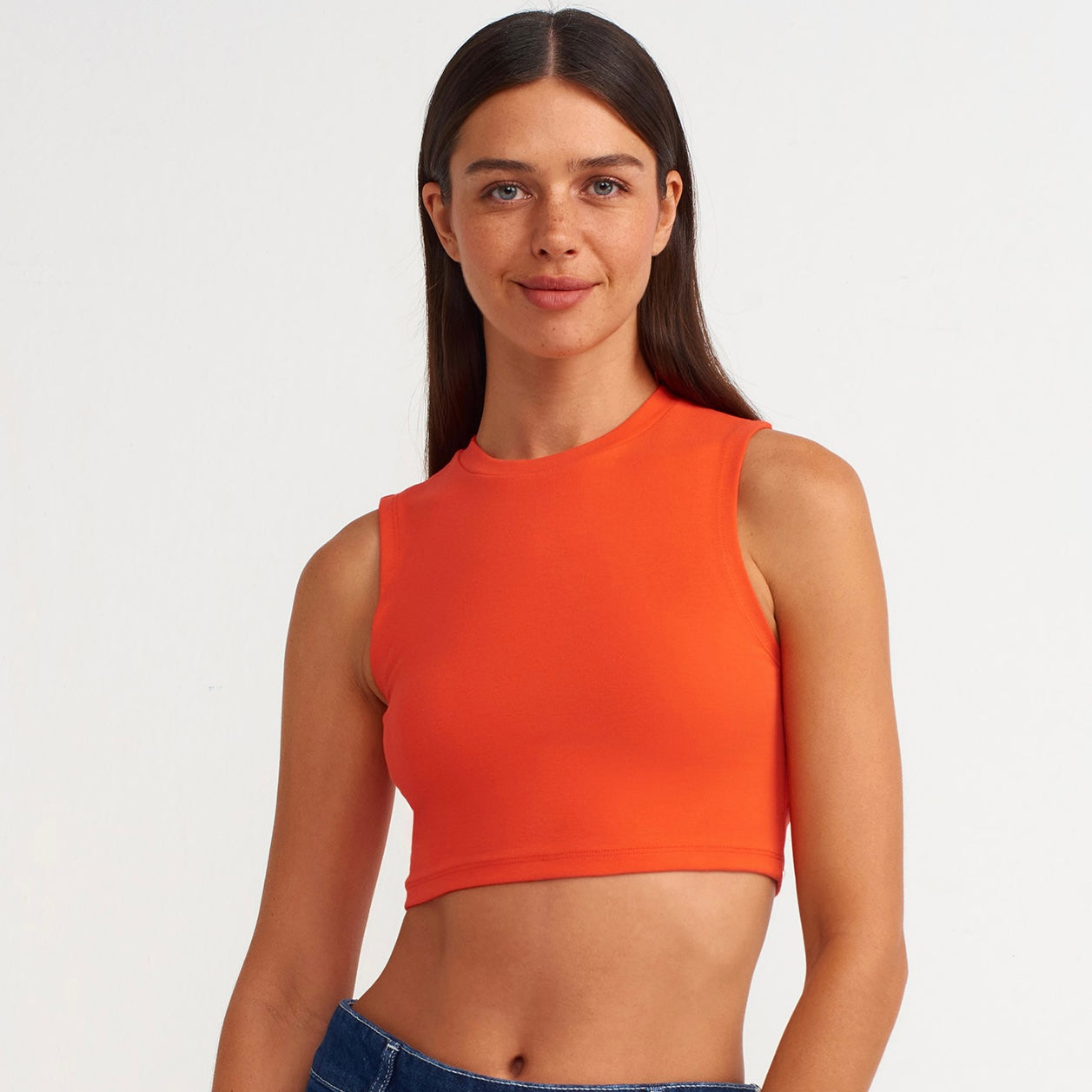Basic Stretch Crop Top