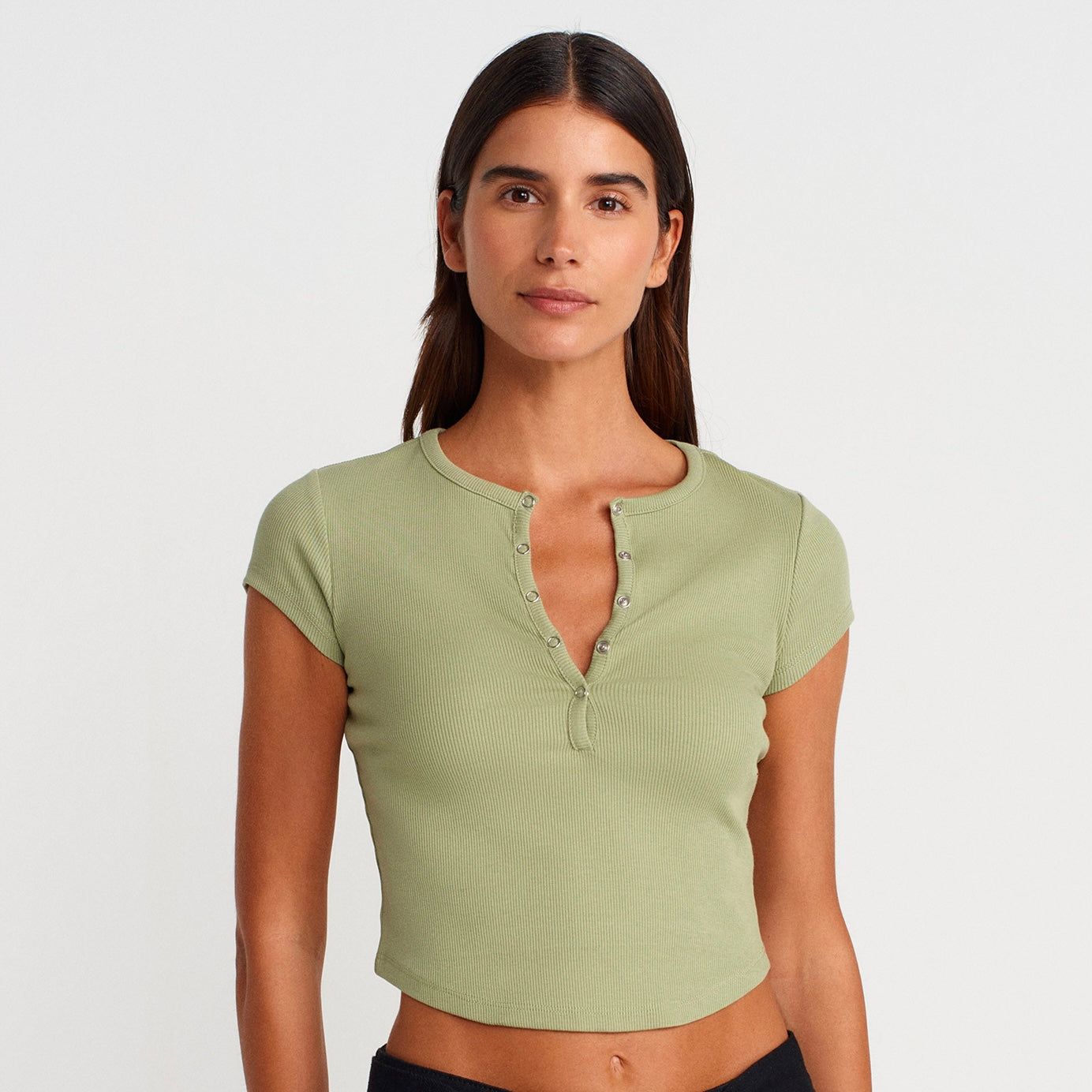 Short Sleeve Top With Snaps