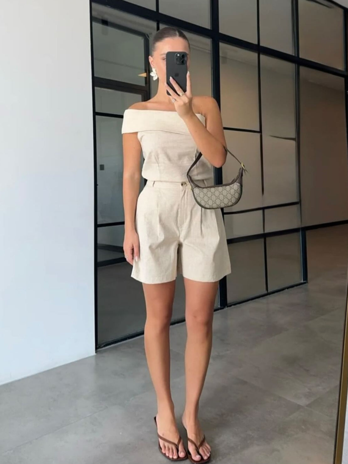 Valeria Set Short With One Shoulder Top