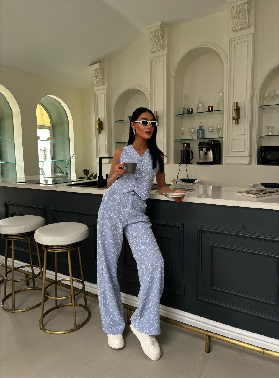 Embroidered Pattern Vest Trousers Linen Suit