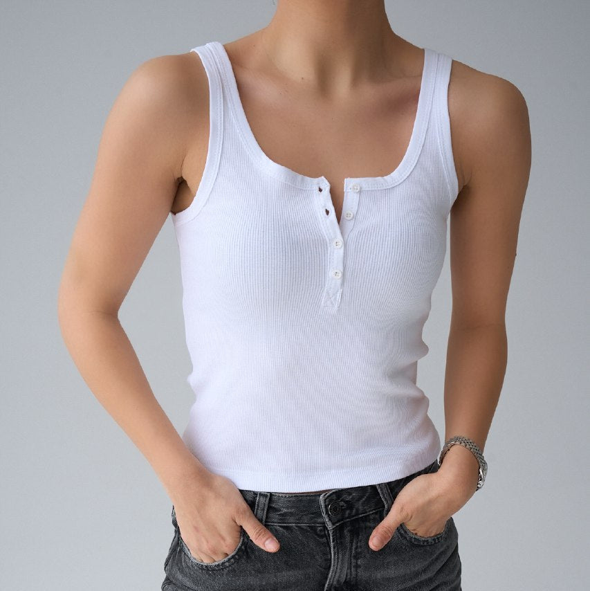 Lucia Basic White With Button
