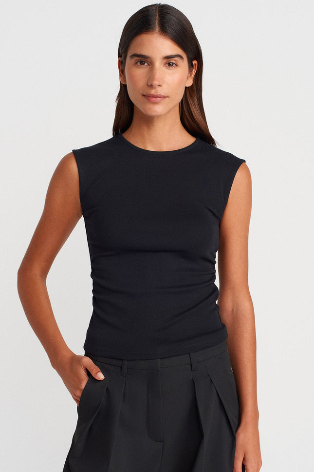 21054 Büzgülü Basic T-Shirt-Siyah