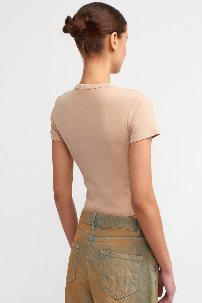 30457 Yıkama Efektli T-Shirt-Bej