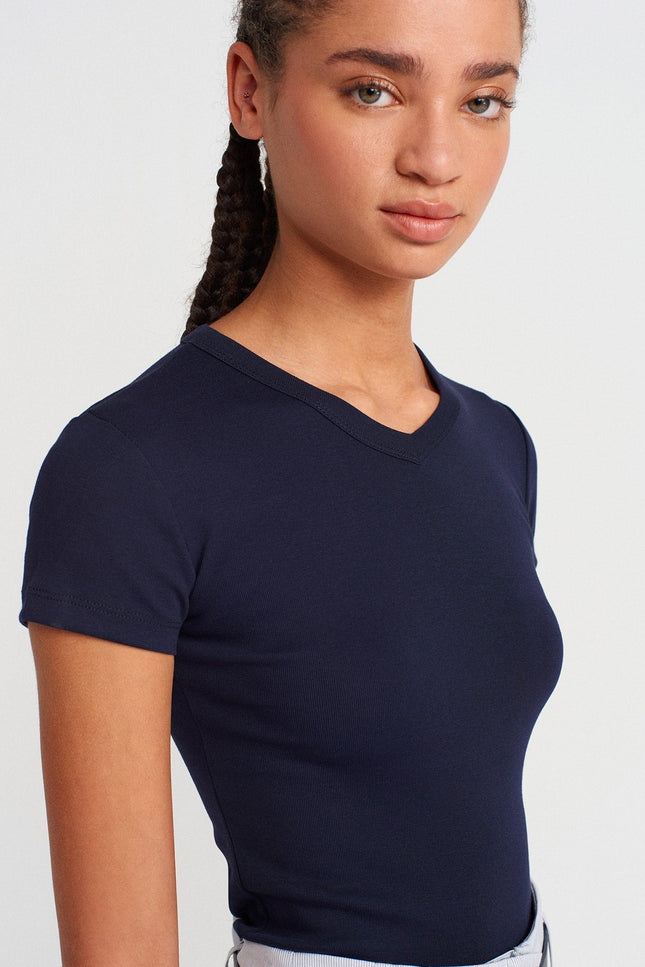 31673 %100 Pamuk V Yaka T-shirt-Lacivert