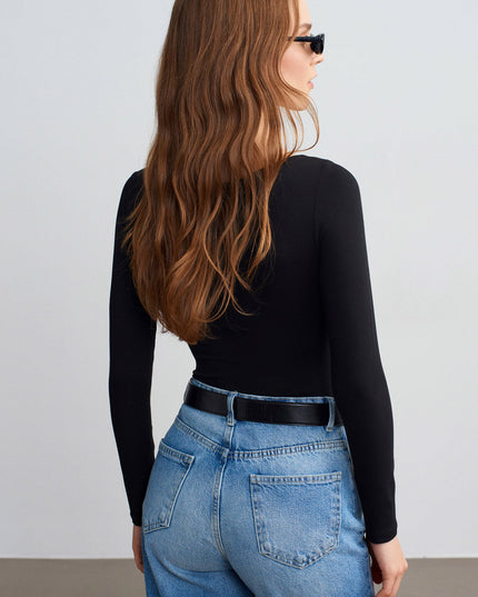 32549 Kayık Yaka Bodysuit-Siyah