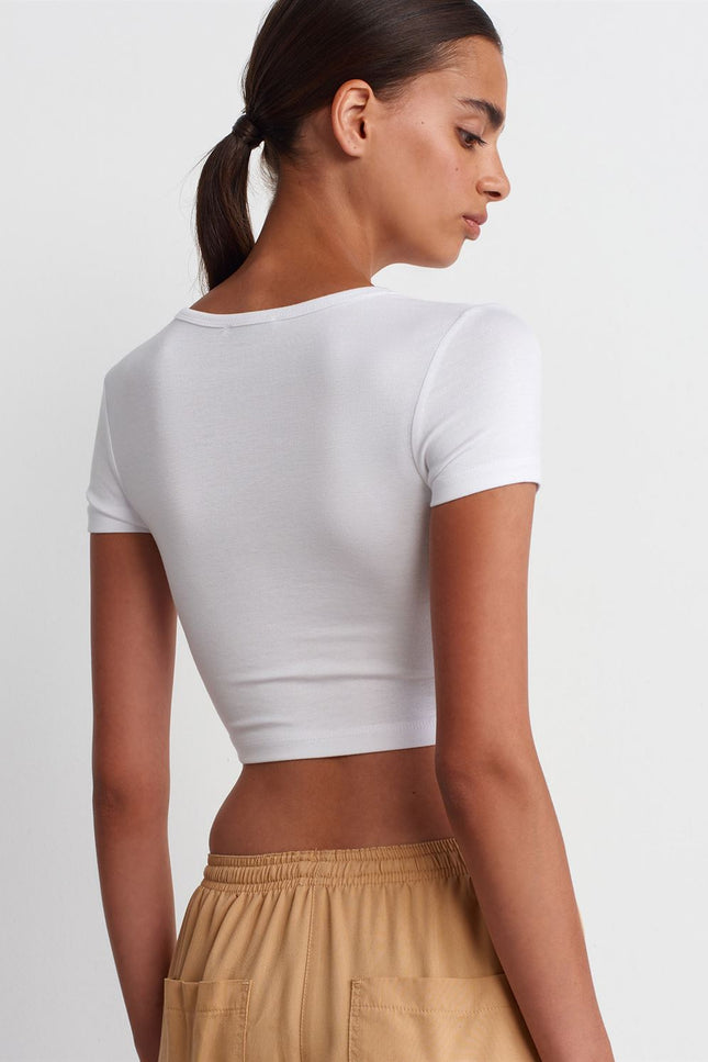 Round-Neck Crop Top T-Shirts