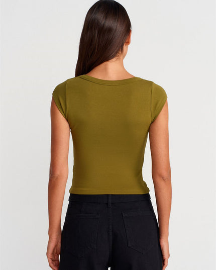 Round Collar Wicked T-shirt