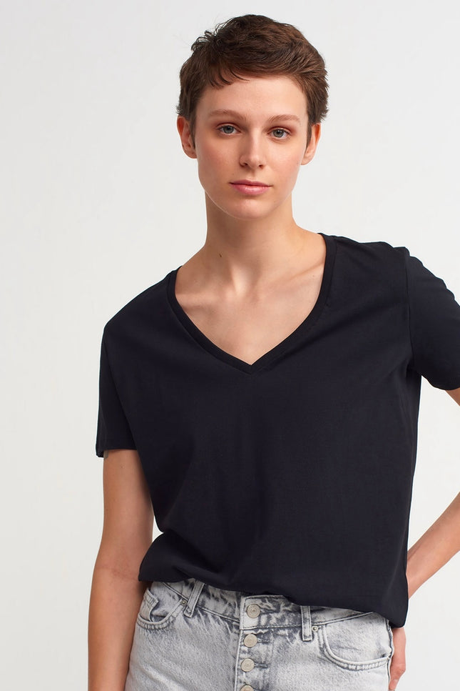 V-Neck Basic T-Shirt