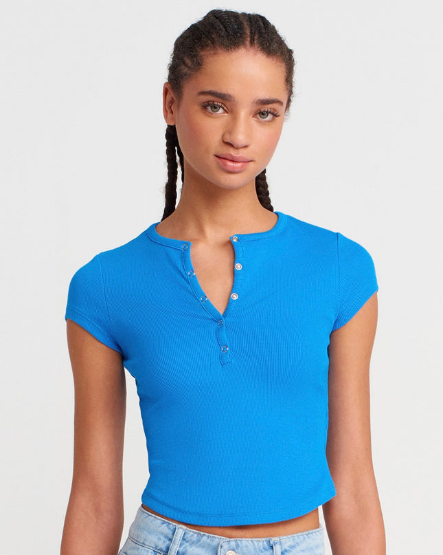 Short Sleeve Top With Snaps