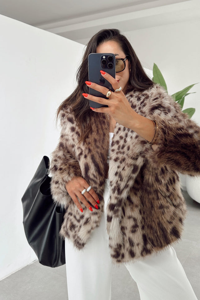 Luxurious Leopard Faux Fur Jacket