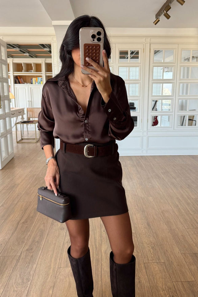 Elegant Women's Satin Shirt with Mother-of-Pearl Buttons Long Sleeve Blouse