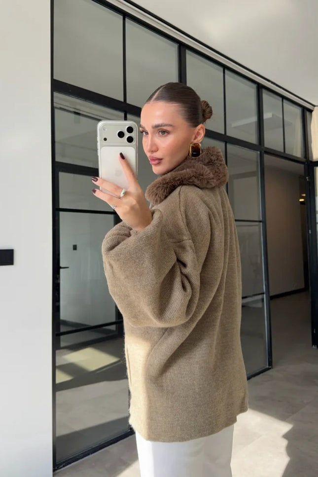Luxe Knit Zip Jacket with Fur Collar - Taupe