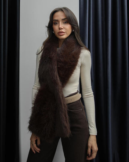 Luxurious Bitter Coffee Faux Fur Scarf with Interlocking Detail, Soft & Warm