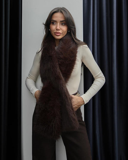 Luxurious Bitter Coffee Faux Fur Scarf with Interlocking Detail, Soft & Warm