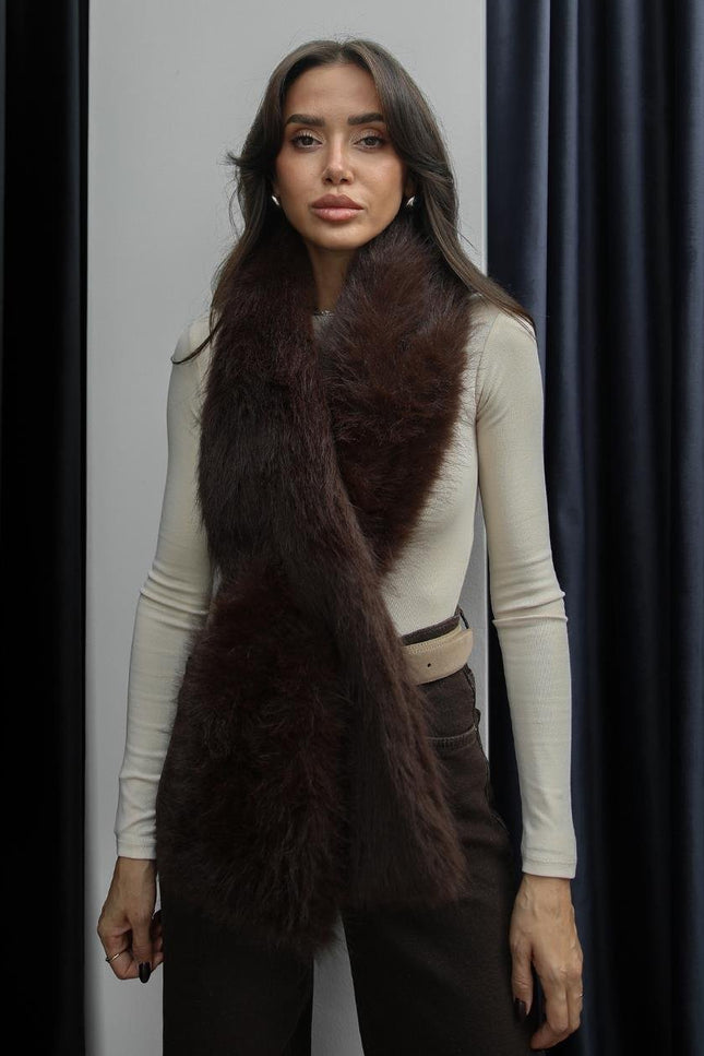 Luxurious Bitter Coffee Faux Fur Scarf with Interlocking Detail, Soft & Warm