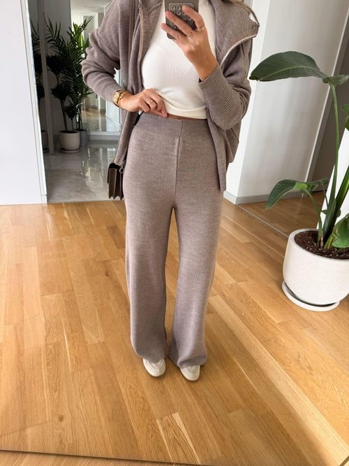 Chic Ayer Ribbed Knit Two-Piece Set for Women - Vizon, Comfortable & Stylish