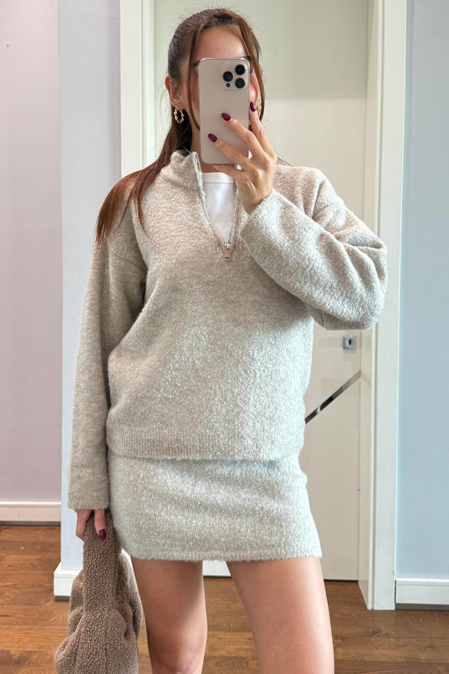 Chic Bouclé Knit Polo Collar Two-Piece Set - Elegant Beige Loungewear