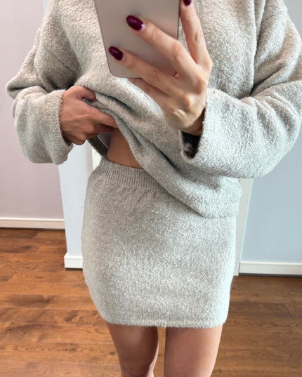 Chic Bouclé Knit Polo Collar Two-Piece Set - Elegant Beige Loungewear