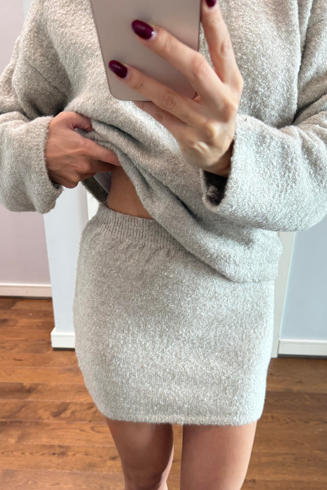 Chic Bouclé Knit Polo Collar Two-Piece Set - Elegant Beige Loungewear