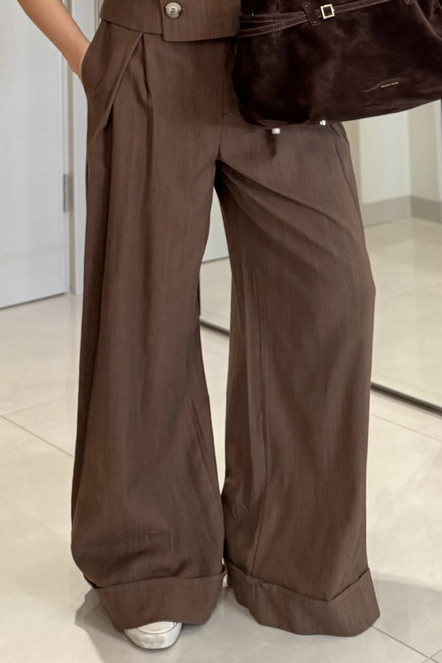 Simona Linen Blouse And Trouser Set With A Fitted Waist