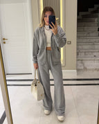 Gray / S