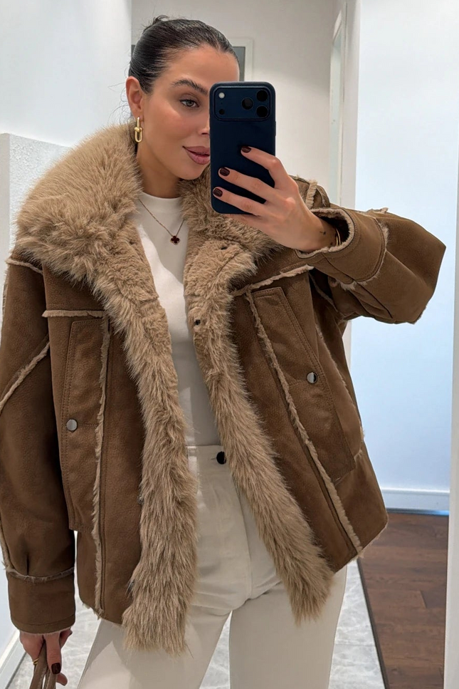 Luxurious Brown Fur Colar Coat