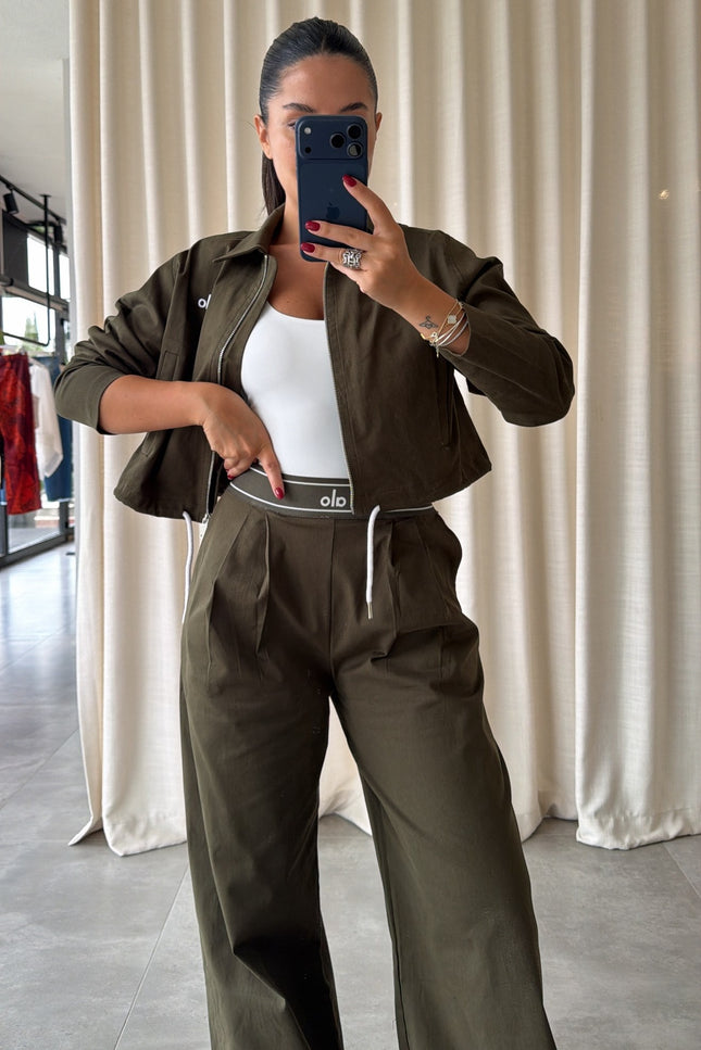 Elena Jacket And Trousers Brand Model Set