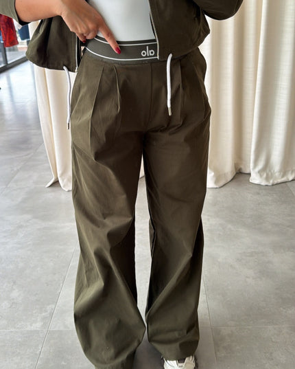 Elena Jacket And Trousers Brand Model Set