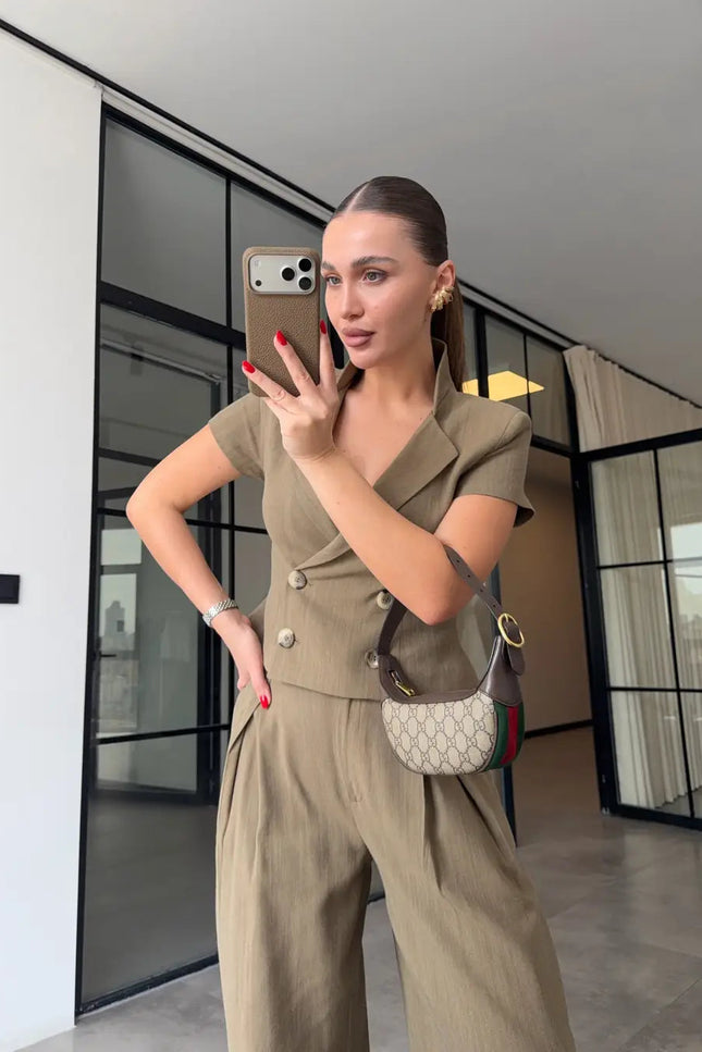 Simona Linen Blouse And Trouser Set With A Fitted Waist