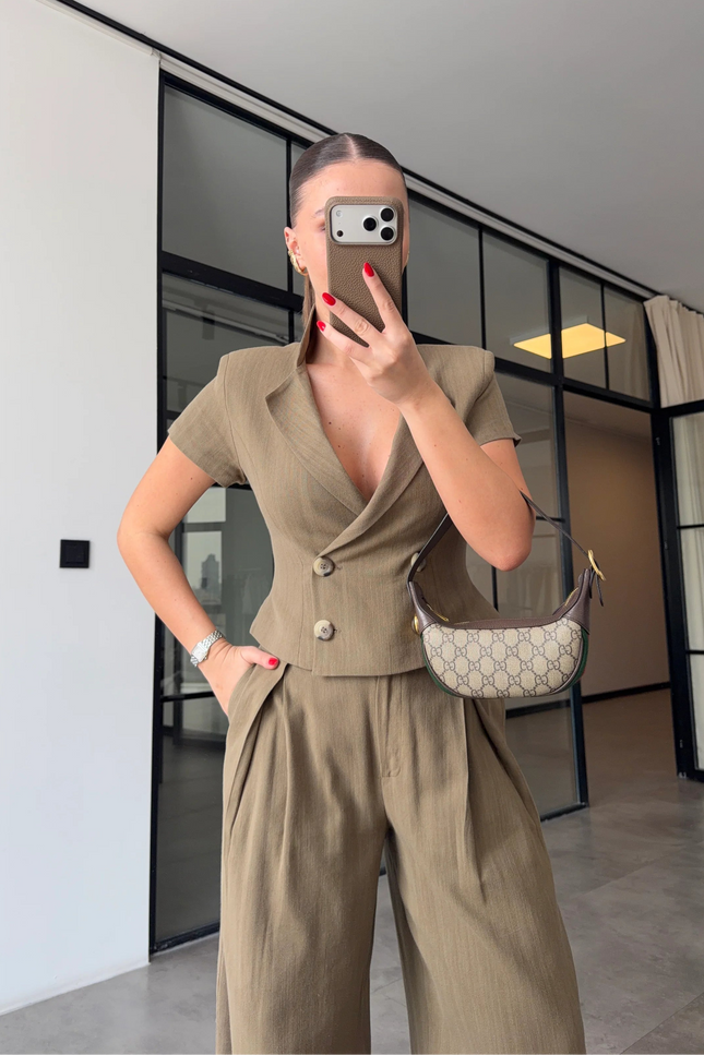 Simona Linen Blouse And Trouser Set With A Fitted Waist