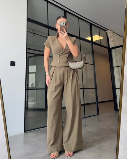 Simona Linen Blouse And Trouser Set With A Fitted Waist