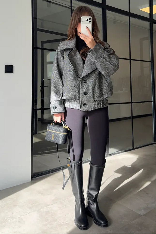 Elegant Herringbone Wool-Blend Bomber Jacket with Ribbed Trim