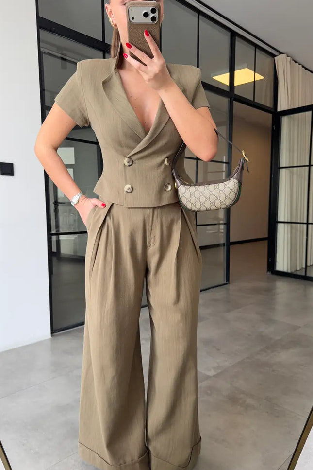 Simona Linen Blouse And Trouser Set With A Fitted Waist
