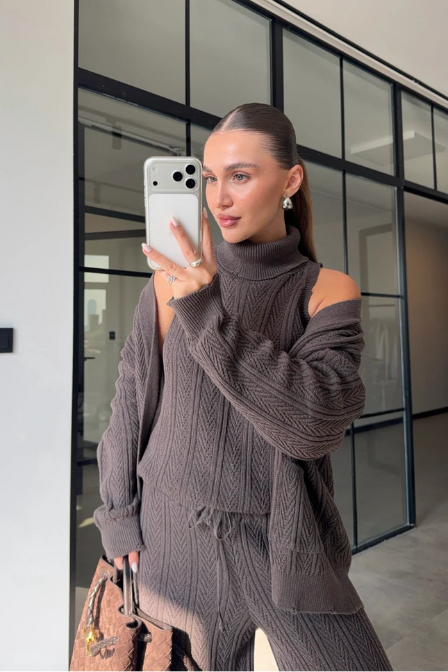 Chic Turtleneck Patterned 3-Piece Mink Knit Sweater Set for Women