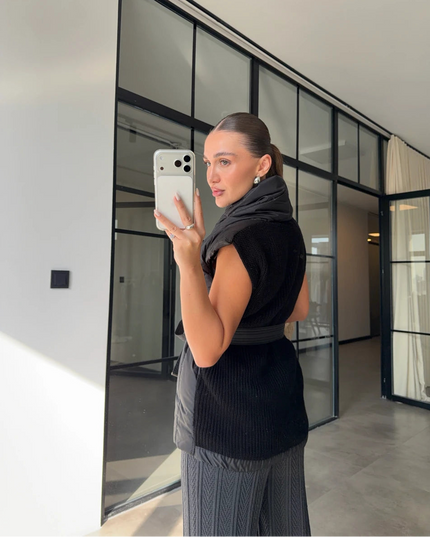 Chic Knitted-Detail Puffer Vest for Women - Warm, Stylish & Versatile Outerwear