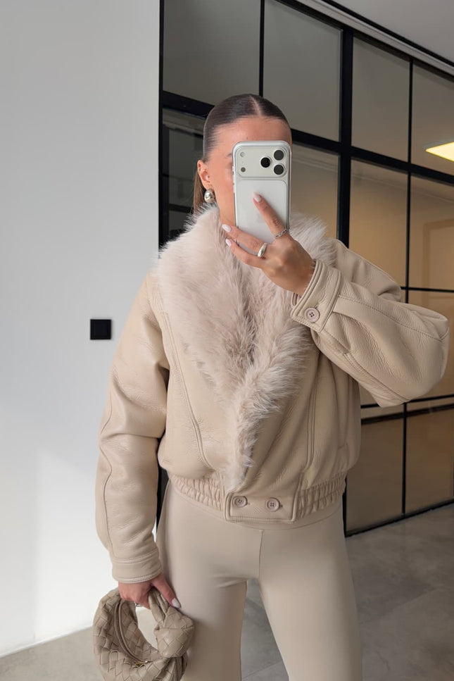 Chic Ecru Faux Leather Jacket with Plush Fur Collar for Women