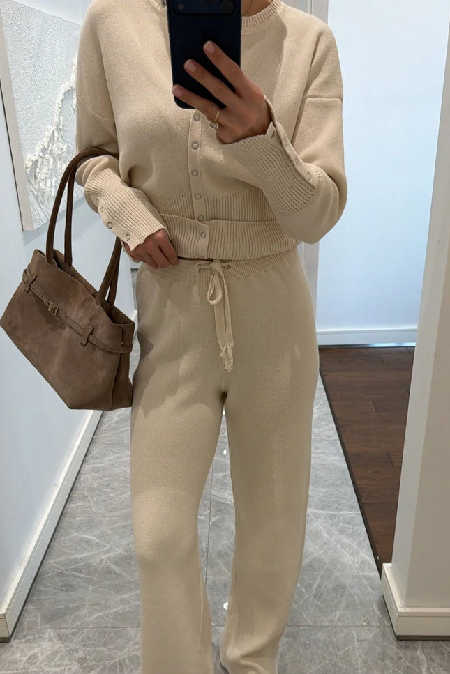 Waist-Detailed Knit Two-Piece Set: Comfortable Cardigan & Elasticated Trousers