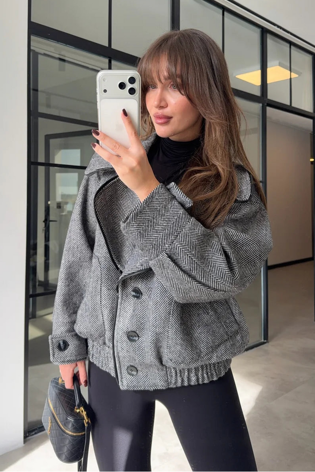 Elegant Herringbone Wool-Blend Bomber Jacket with Ribbed Trim