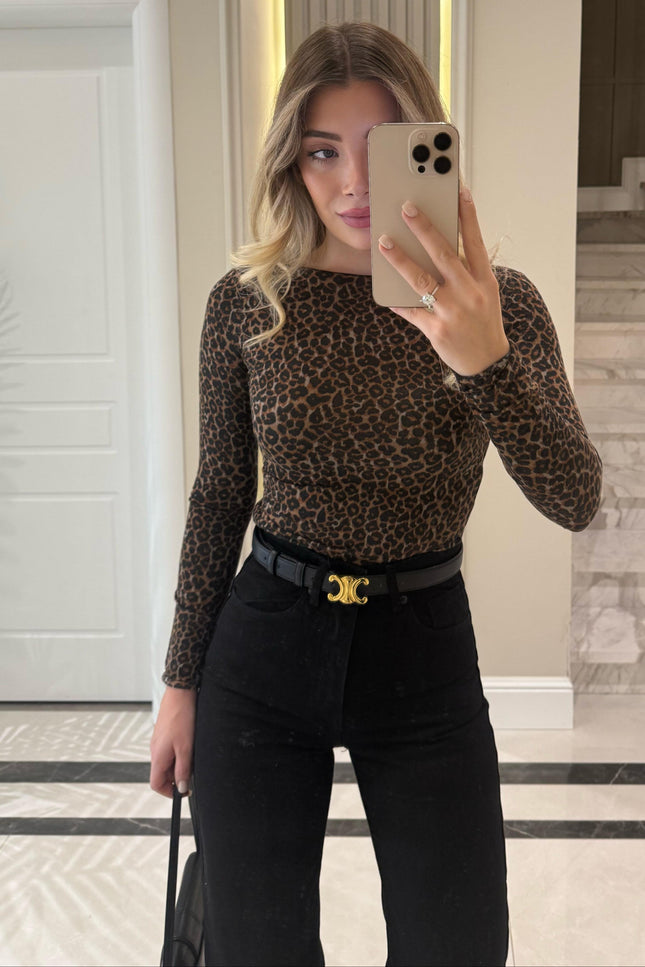 Luxurious Leopard Print Cashmere Blend Blouse for Women - Soft & Stylish