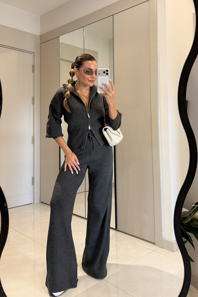 Maya Anthracite Zippered Knit Set
