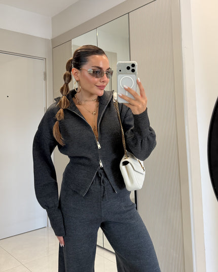 Maya Anthracite Zippered Knit Set