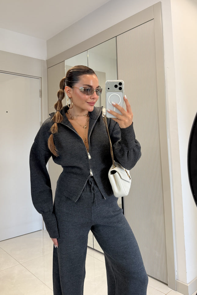 Maya Anthracite Zippered Knit Set