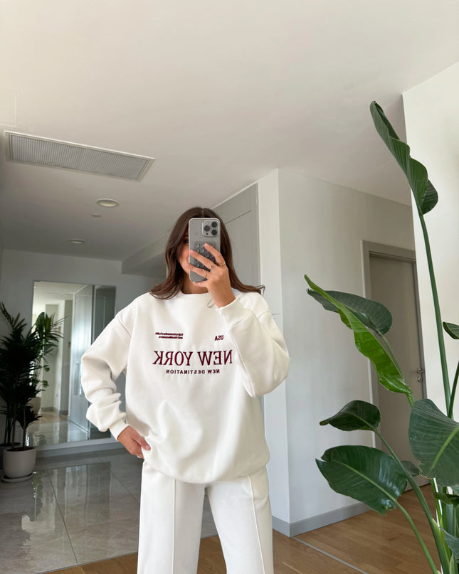 New York Embroidered Raised Tracksuit-Ecru