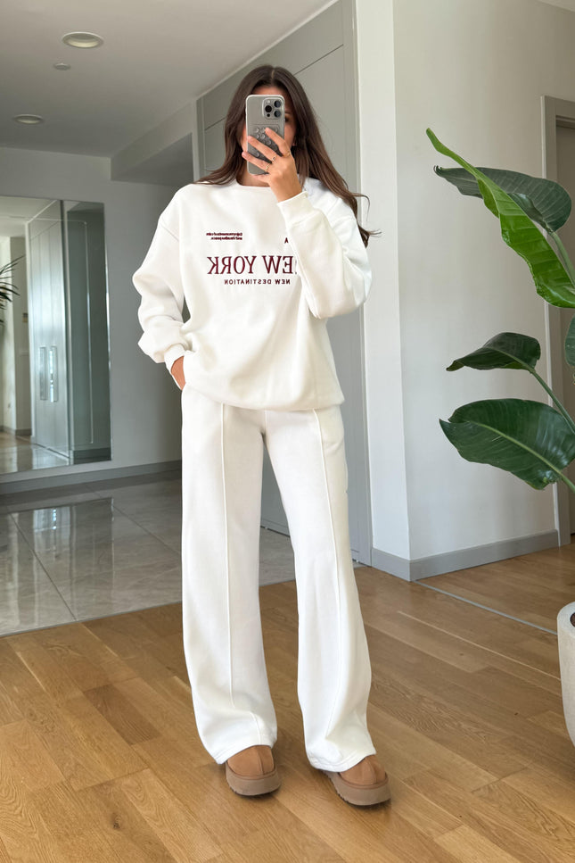 New York Embroidered Raised Tracksuit-Ecru