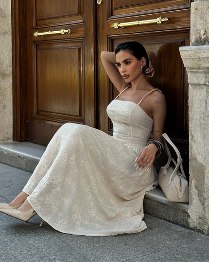 S6Y2040SBOmuzları Boncuklu Pile Detaylı Astarlı Güpür Elbise 2040