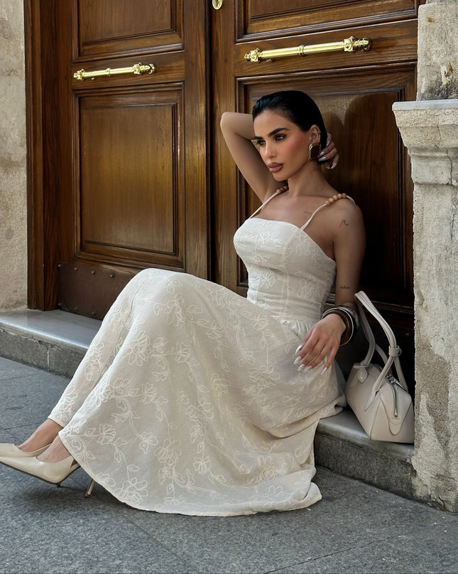 S6Y2040SBOmuzları Boncuklu Pile Detaylı Astarlı Güpür Elbise 2040