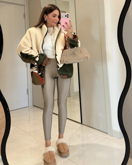Presy Tile Deer Teddy Zip-Up Sweatshirt